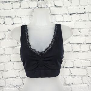 Ambrielle Size XL Black Lace V-Neck Wireless Bra